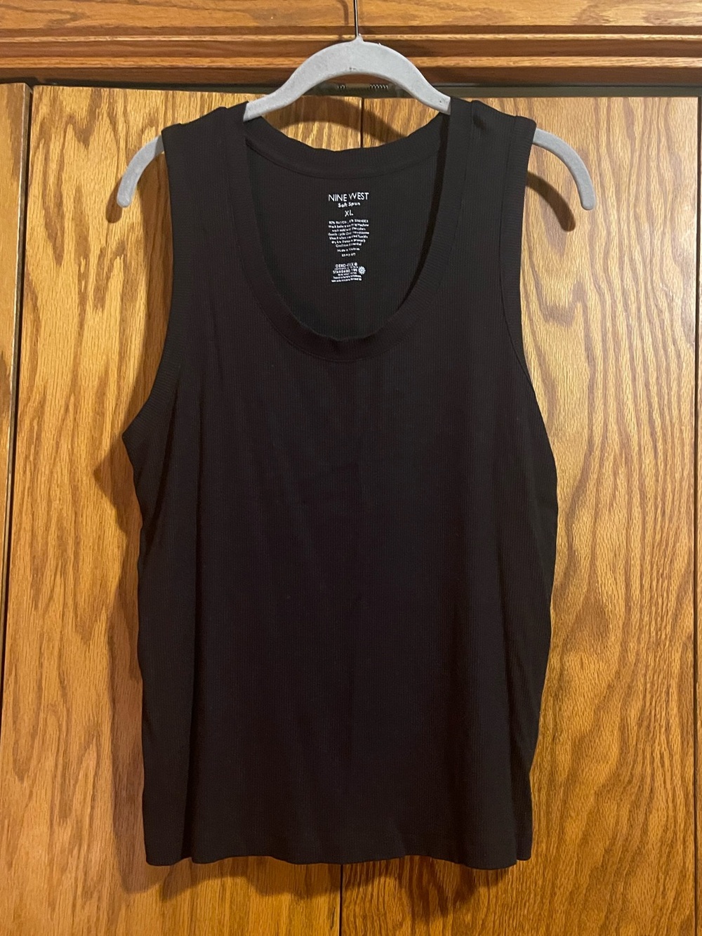 Nine West Black Ribbed Scoop Neck Tank